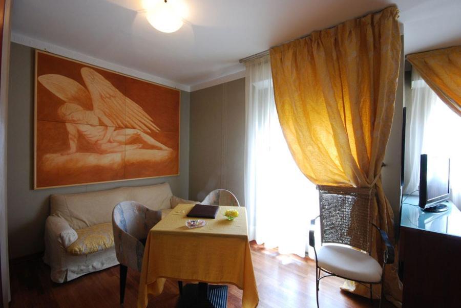 Hotel Bristol بيزارو المظهر الخارجي الصورة