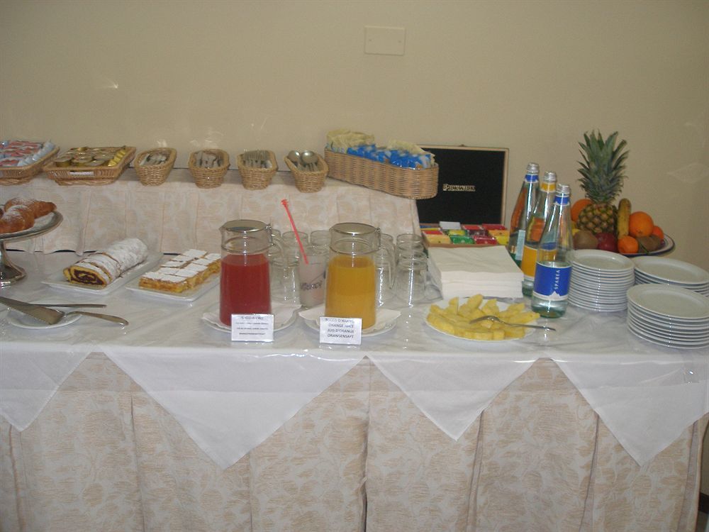 Hotel Bristol بيزارو المظهر الخارجي الصورة