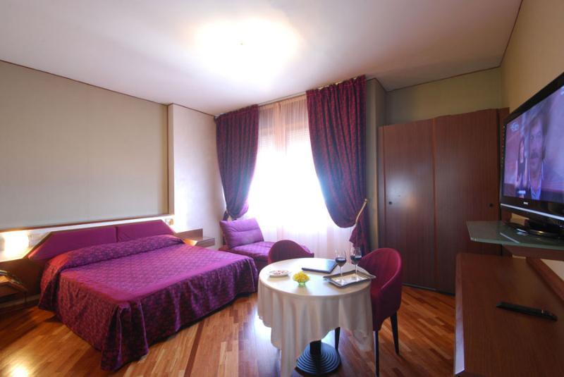 Hotel Bristol بيزارو المظهر الخارجي الصورة